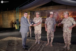 تكريم وزارة الدفاع وهيئة البحوث العسكرية   ا. د حسين المغربى رئيس جامعة بنها